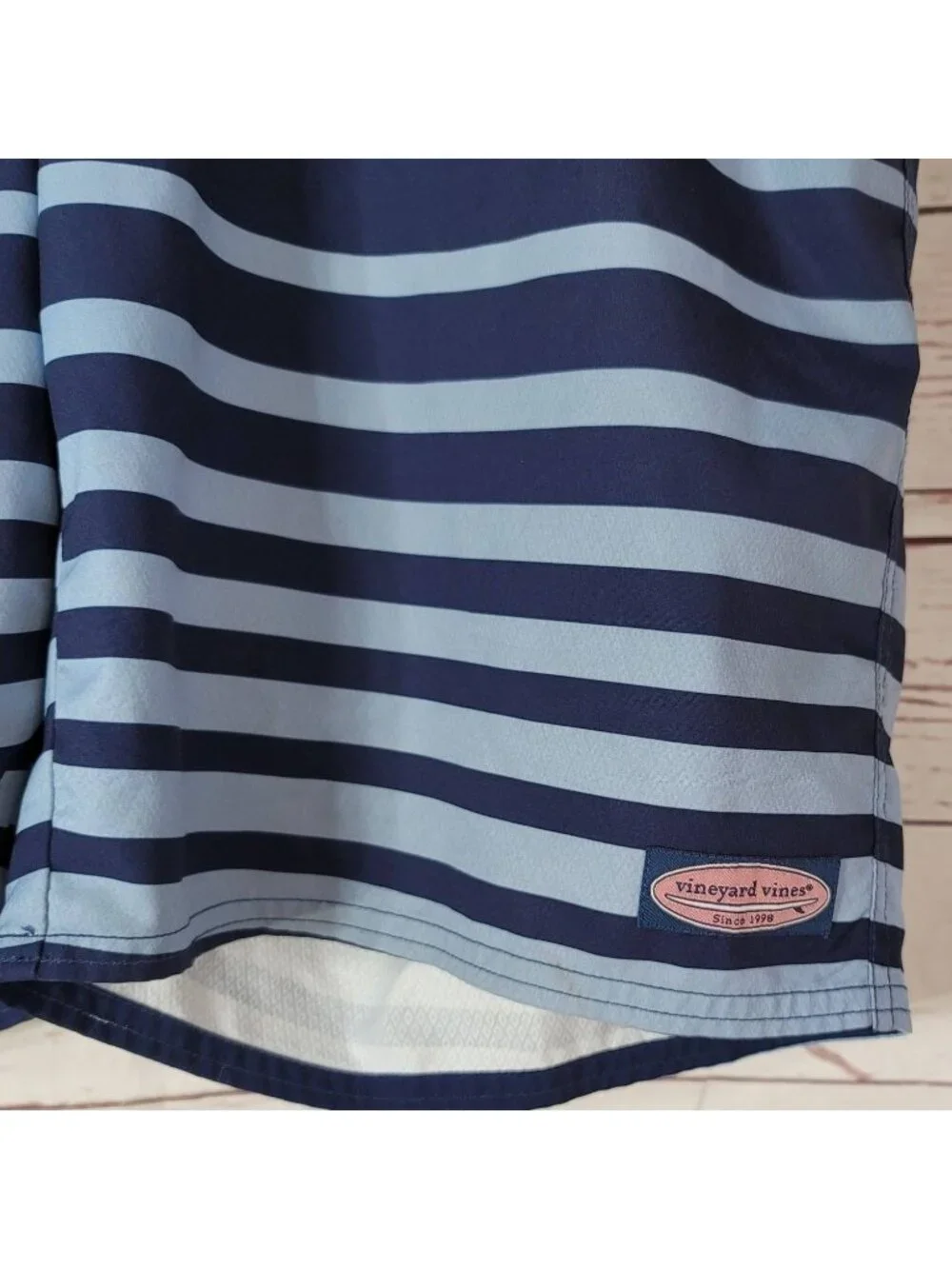 Vineyard Vines Mens Board Shorts Swim Trunk Blue SZ 38 XL Windward Stripe